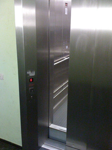 IMG_0243 - Aufzug mit Offset